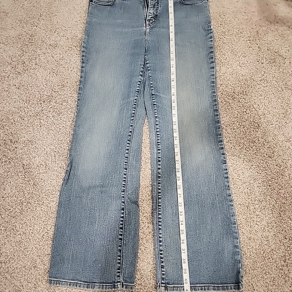 VTG Levi 512 Women's 12/Medium boocut jeans 30 in inseam - Picture 5 of 8